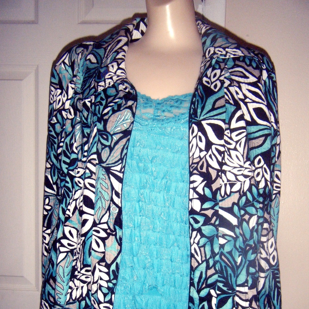 REQUIREMENTS BLAZER & TANK SET  XL LIKE NEW